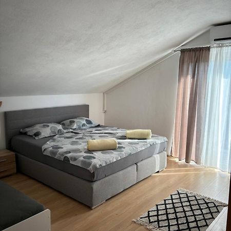 Apartments Kralj Zvonimir Jadranovo Eksteriør billede