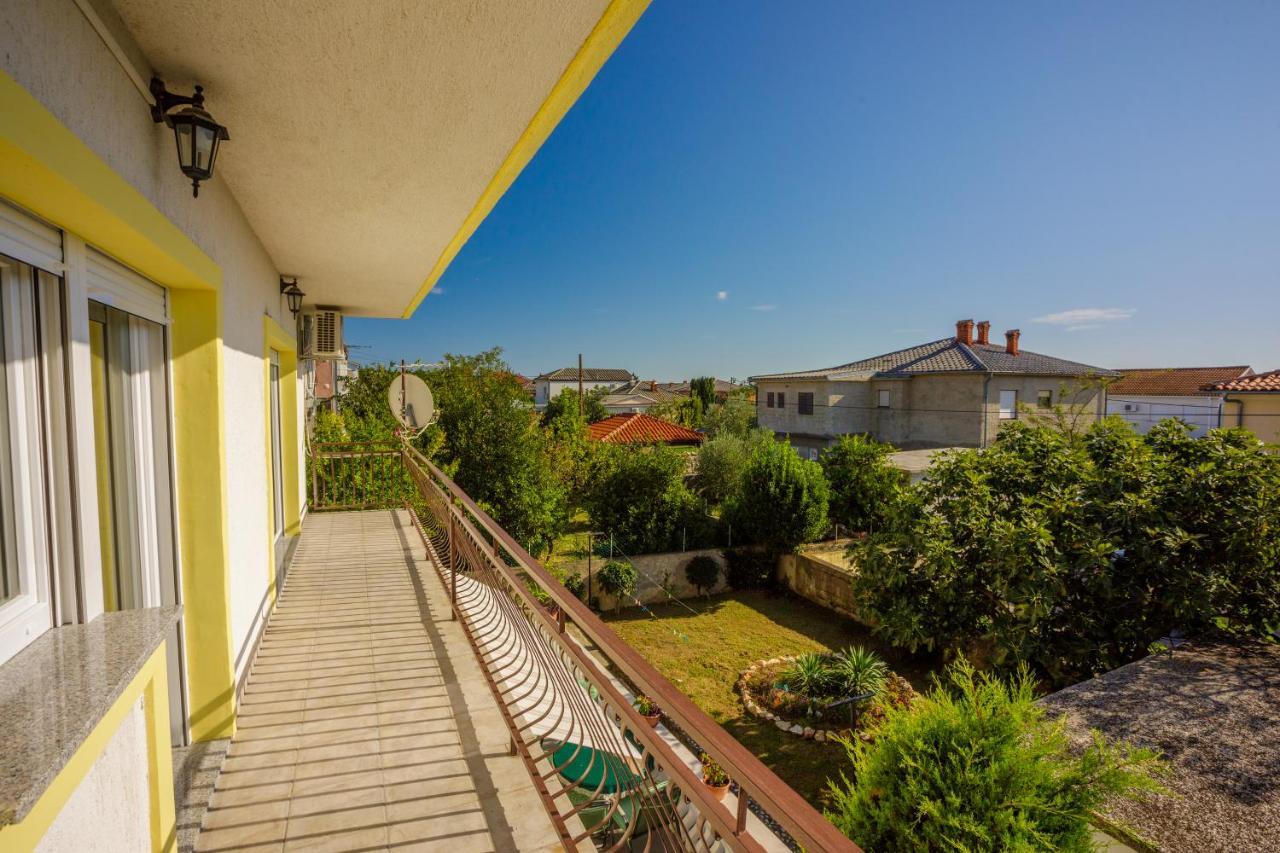 Apartments Kralj Zvonimir Jadranovo Eksteriør billede
