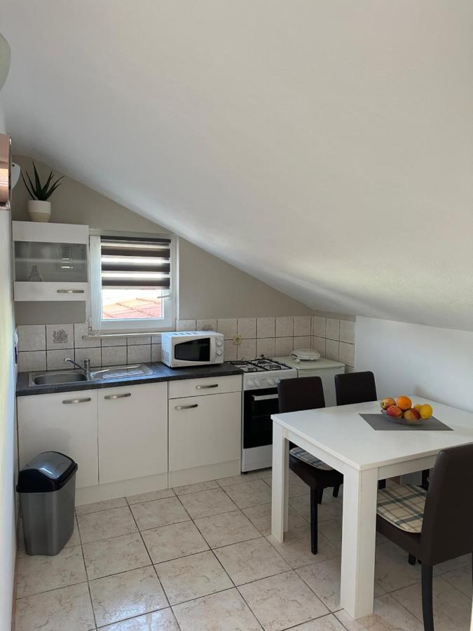 Apartments Kralj Zvonimir Jadranovo Eksteriør billede